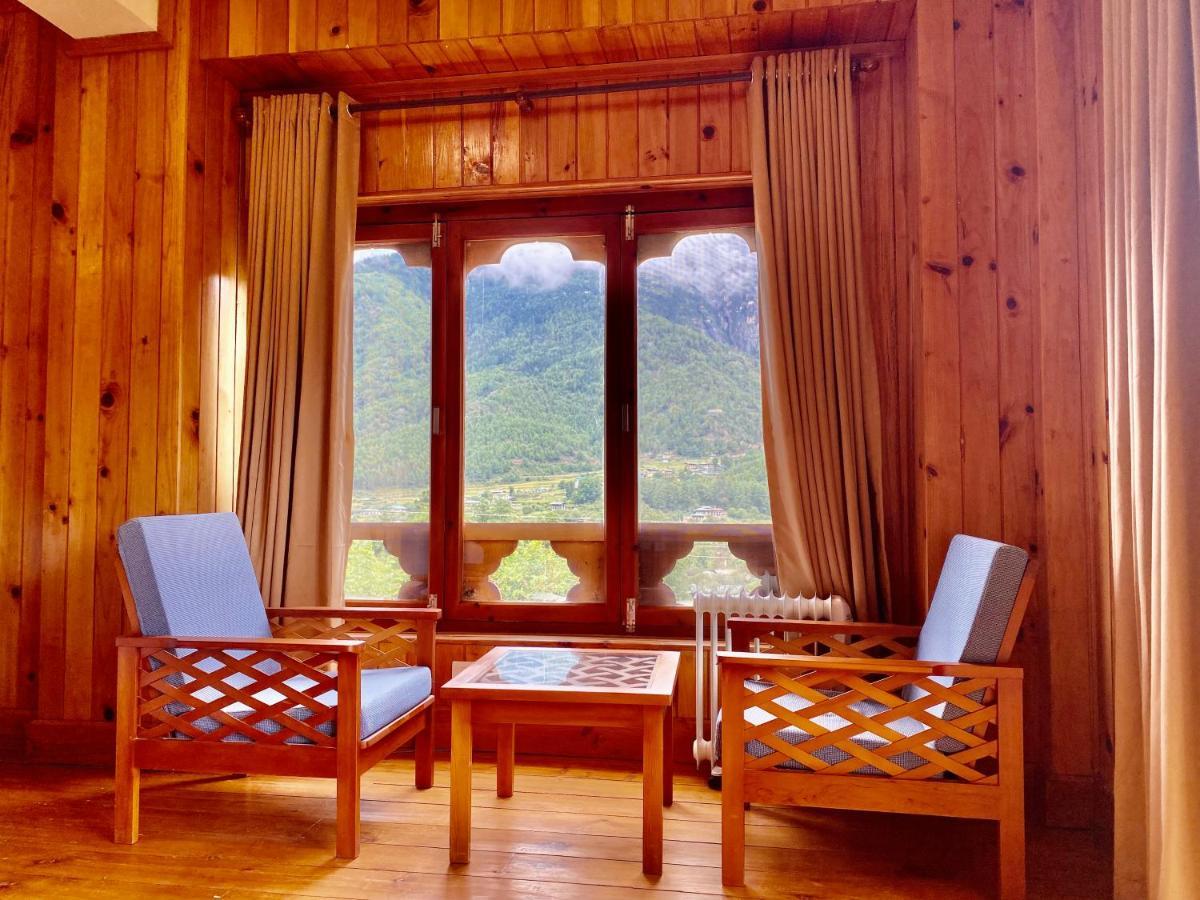 Taktsang Village Resort Paro Exterior foto